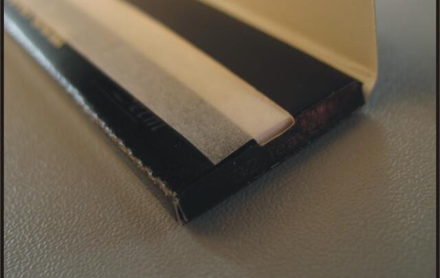 Rolling paper King size Slim in custom branded packaging (107 x 44 mm) image