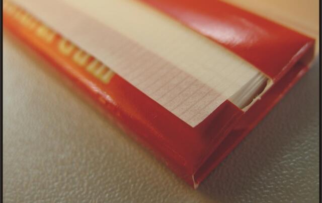 Rolling papers standard size in custom branded packaging (70 x 36 mm) image